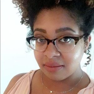 Meet your Posher, Jessica